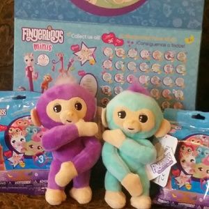 Wowwee Fingerlings lot of 4